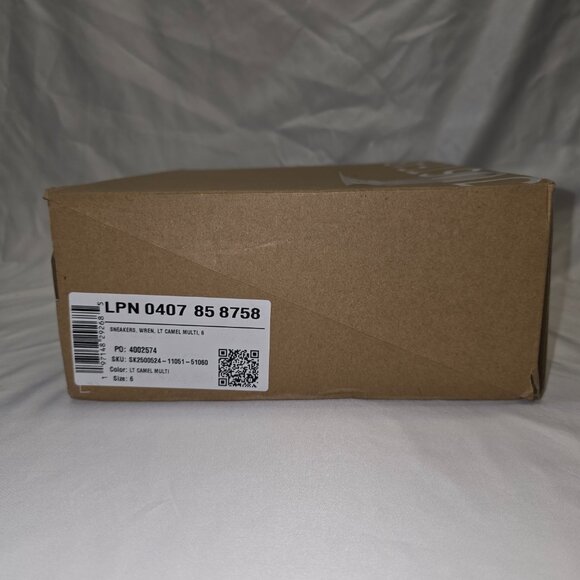 Just Fab Wren Sneaker in Lt Camel, Women's Size 6, New In Box - Picture 8 of 10